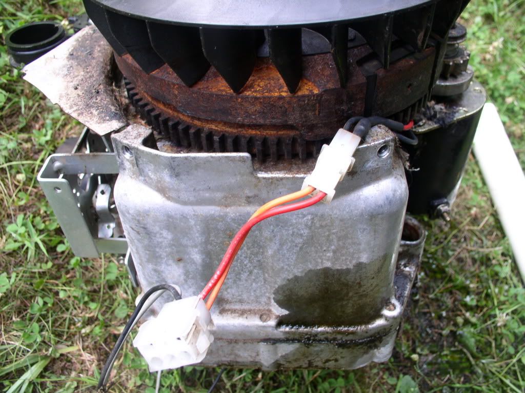 Best way to lock engine on a Craftsman LT1000