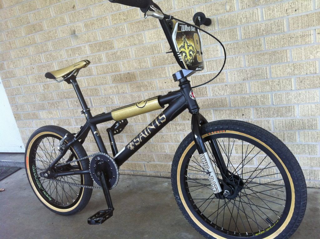 bicycle black gold